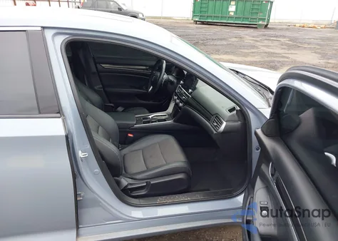 2021 Honda Accord Sport 2.0T из США, поврежденный, VIN 1HGCV2F3XMA021533